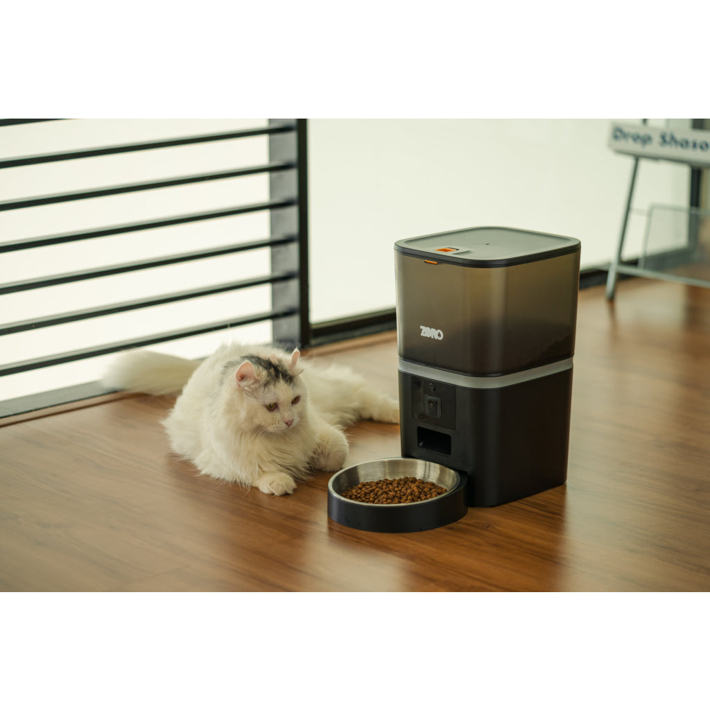 Zoro Pantry Automatic Pet Feeder With Camera - Pet Bowls